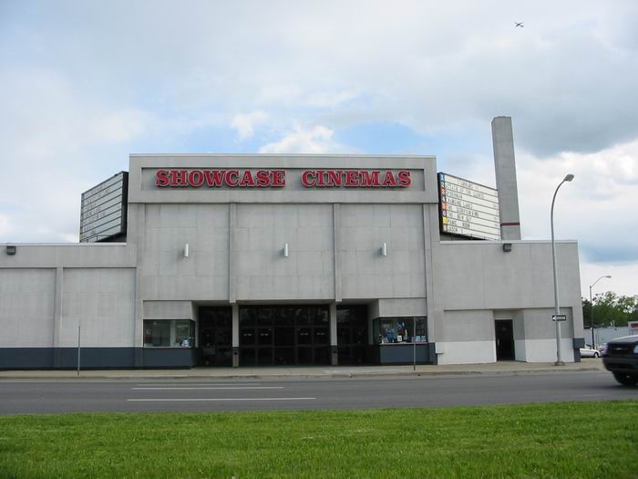 Showcase Cinemas Dearborn - 2002 Photo (newer photo)